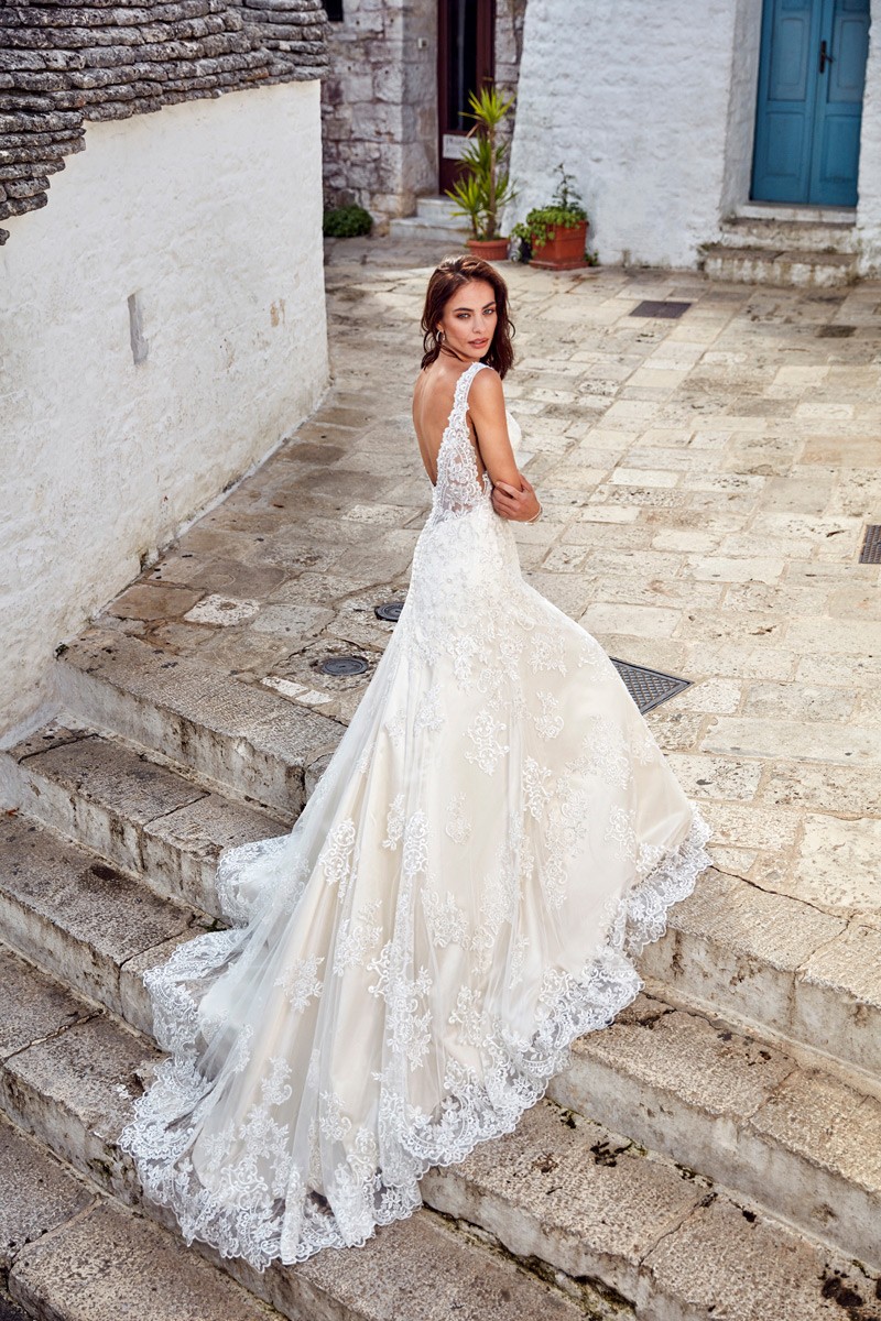Eddy K 2019 Mermaid Wedding Dresses Full Lace Bridal Gowns V Neck Backless Sweep Train Plus Size Boho Beach Wedding Dress