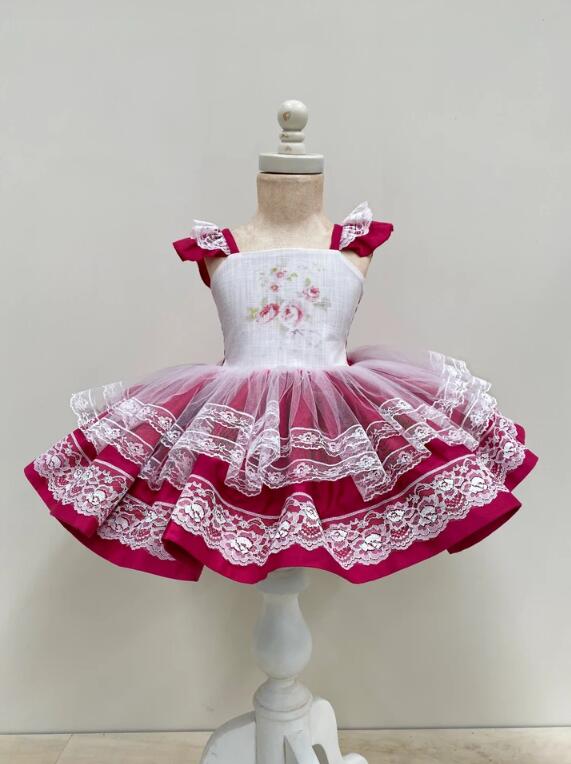 Short Mini Flowers Girls Dresses For Wedding Square Lace Appliques Flower Kids Pageant Gowns Tiered Tutu Birthday Party Dress