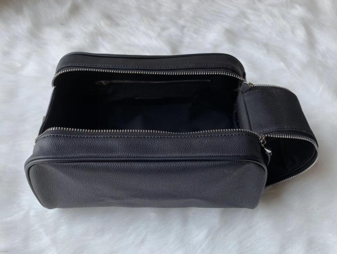Women cosmetic bag large capacity travelling famous designer classical men toiletry bags make up wash bag toilet Pouch
Women cosmetic bag large capacity travelling famous designer classical men toiletry bags make up wash bag toilet Pouch