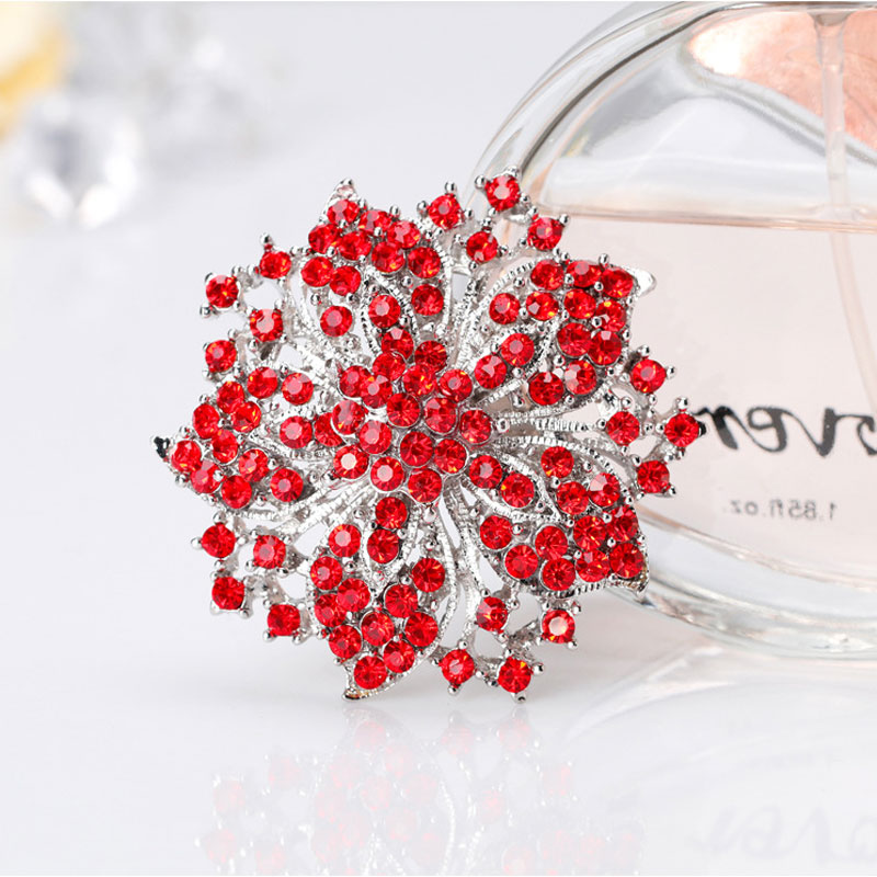 New Bride Wedding Bouquet Iced Out Crystal Flower Brooches Pins Corsage Women Birthday Gift Jewelry Party Fashion Accessories
New Bride Wedding Bouquet Iced Out Crystal Flower Brooches Pins Corsage Women Birthday Gift Jewelry Party Fashion Accessories