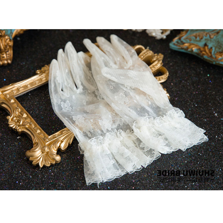 In Stock Cheap New Sexy Fingerless Gloves Wedding Bridal Gloves Accessory Beaded Lace Gloves Wedding Accessories Wrist Length