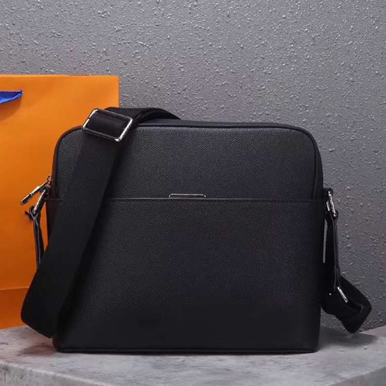 Men bag designer briefcase Fashion brand crossbody Good quality pu leather messenger bag Large capacity handbag famous shoulder bag m33427, Black
Men bag designer briefcase Fashion brand crossbody Good quality pu leather messenger bag Large capacity handbag famous shoulder bag m33427, Black