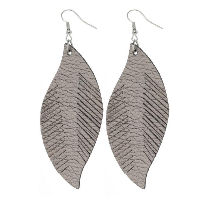 Bohemian Style Tassel Drop Earrings Feather Shape Charm Pendant Dangle PU Leather Earring For Women Lady GD104
