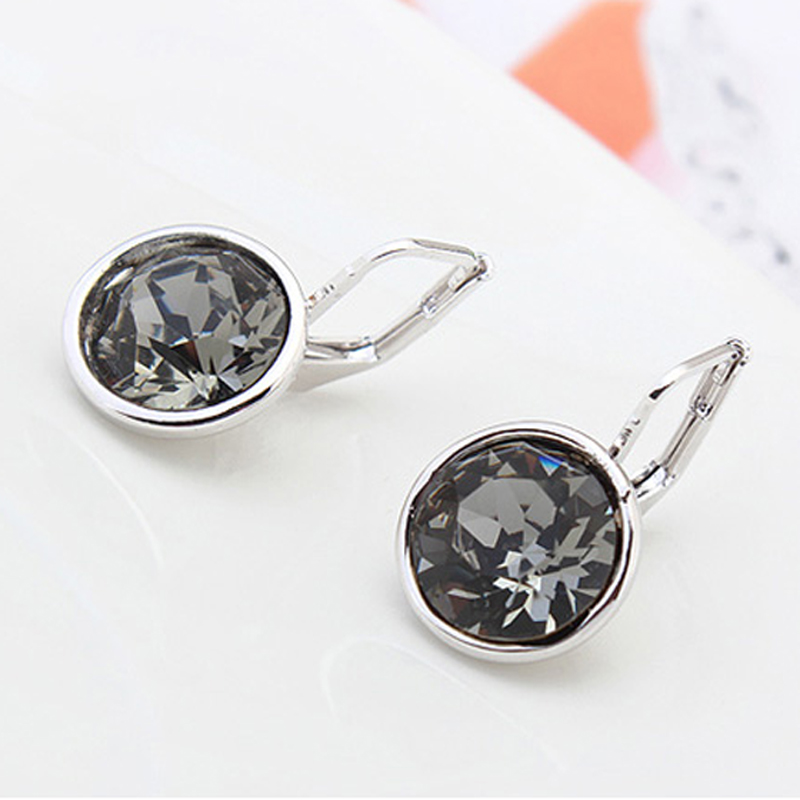 Original Crystals From SWAROVSKI Bella Mini Piercing Earrings 2019 Fashion Stud Earrings Party Jewelry Women Gift, Golden;silver
Original Crystals From SWAROVSKI Bella Mini Piercing Earrings 2019 Fashion Stud Earrings Party Jewelry Women Gift, Golden;silver