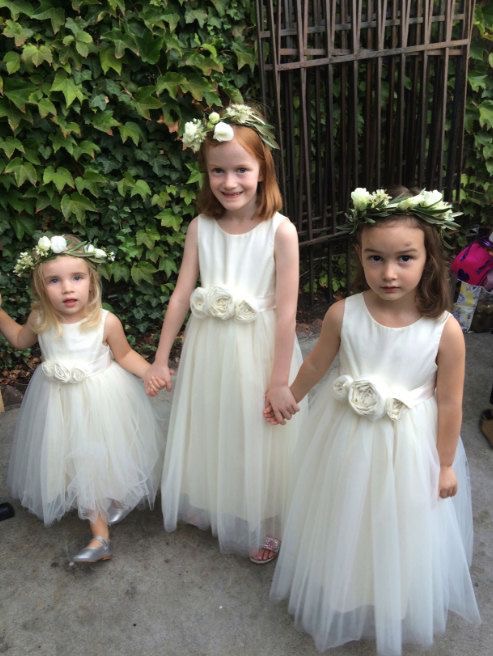 Hot Sell Round Tulle Floor Length Flower Girl Dresses Waist with Handmade Flowers, Champagne
Hot Sell Round Tulle Floor Length Flower Girl Dresses Waist with Handmade Flowers, Champagne