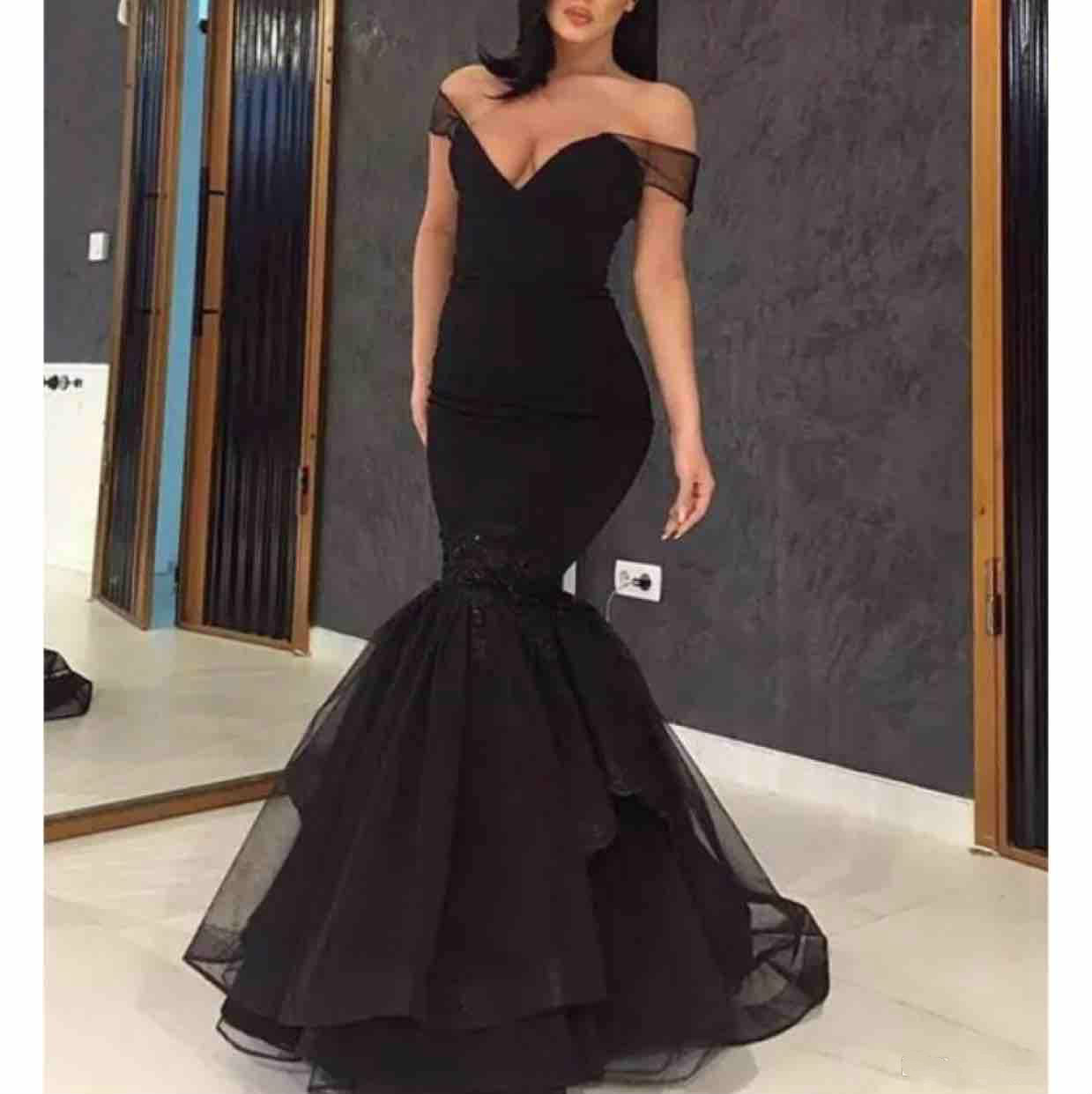 Elegant Off Shoulder Black Evening Party Sexy Long Prom V Neck Graduation Dresses Formal Pageant Gowns Lace Applique 0510