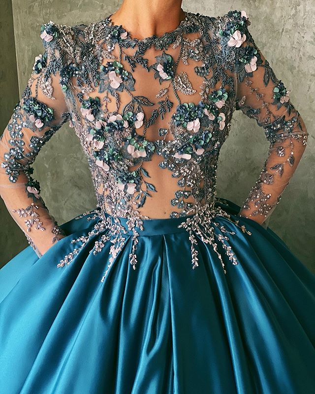 2020 Blue Ball Gown Prom Dresses Jewel Neck Lace 3D Floral Appliques Long Sleeve Evening Gowns With Pockets Dubai Arabic Dress Vestidos