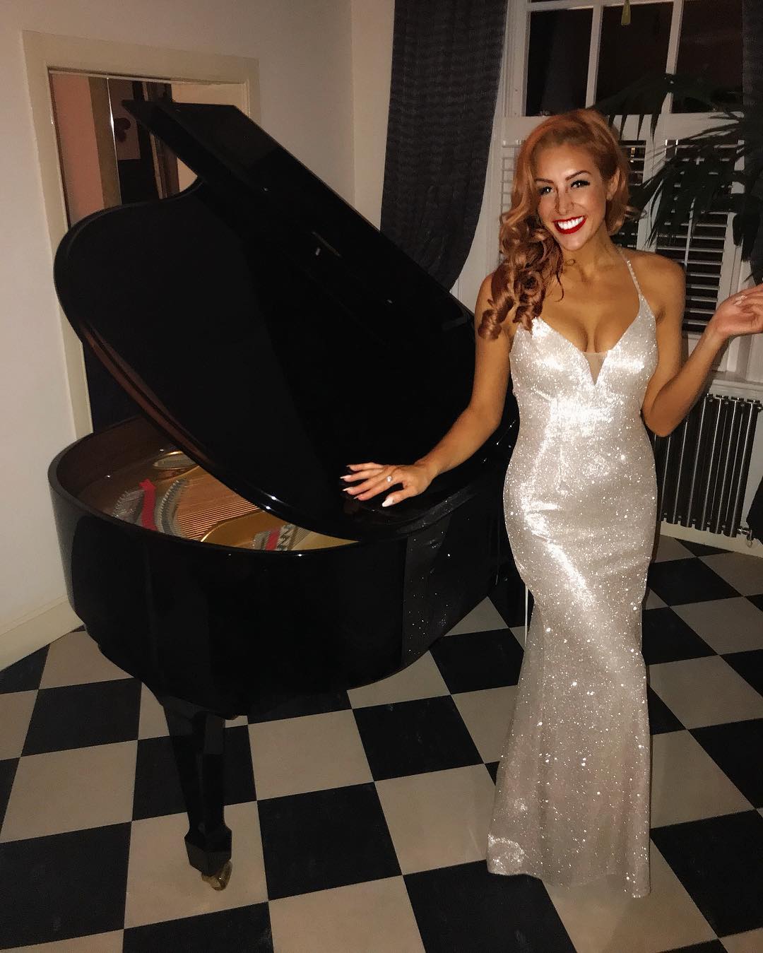 2019 Silver Sexy Mermaid Prom Dresses Spaghetti Glitters Sequined Backless Floor Length Evening Gowns Plus Size Vestido De Festa