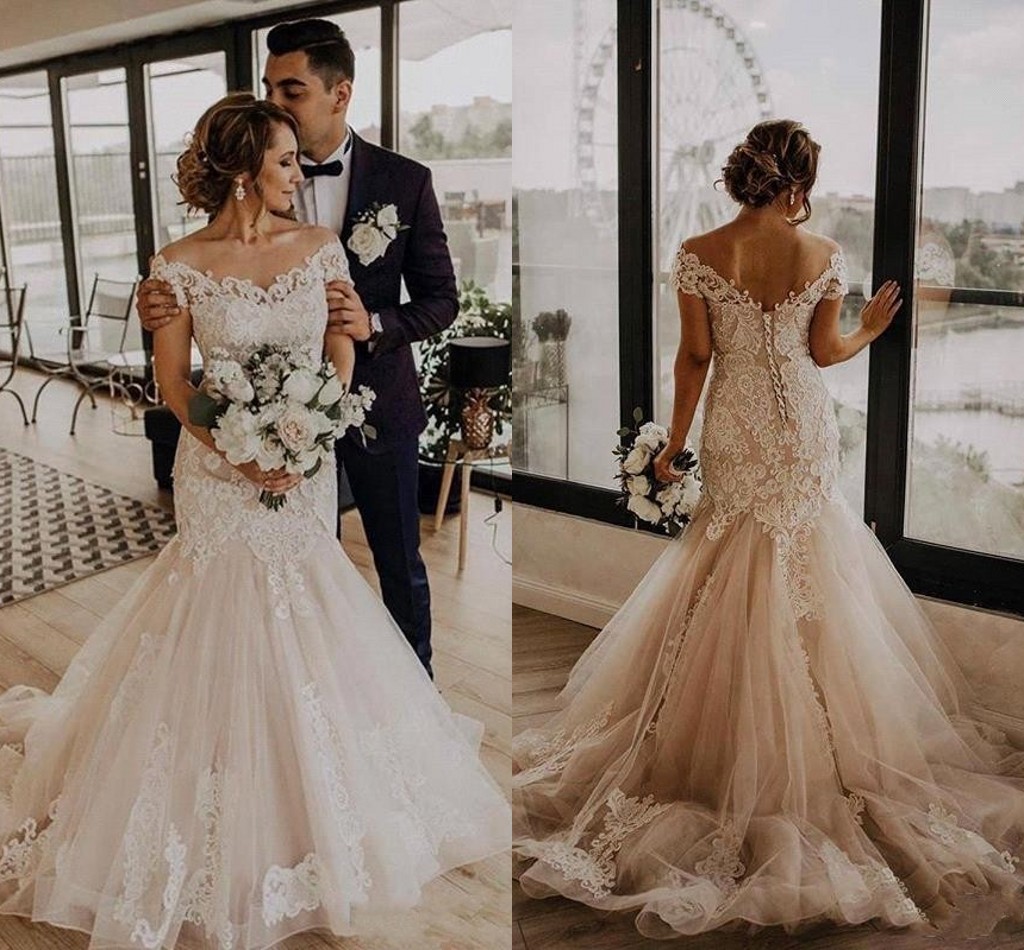 Vintage Country Cheap Off Shoulder Champagne Mermaid Wedding Dresses Lace Appliques Tulle Crystal Beaded Corset Back Formal Bridal Gowns, White
Vintage Country Cheap Off Shoulder Champagne Mermaid Wedding Dresses Lace Appliques Tulle Crystal Beaded Corset Back Formal Bridal Gowns, White