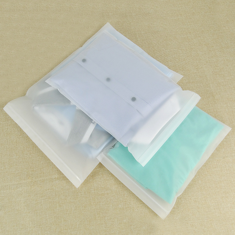 100pcs big specifications soft frosted transparent zip lock package bag matte clear mylar pouch poly garment packing bag
100pcs big specifications soft frosted transparent zip lock package bag matte clear mylar pouch poly garment packing bag