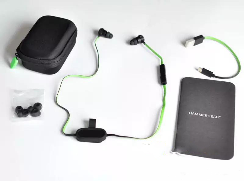 Razer Hammerhead V2 BT Bluetooth Headphones in ear earphones With Microphone With Retail Box In Ear
Razer Hammerhead V2 BT Bluetooth Headphones in ear earphones With Microphone With Retail Box In Ear