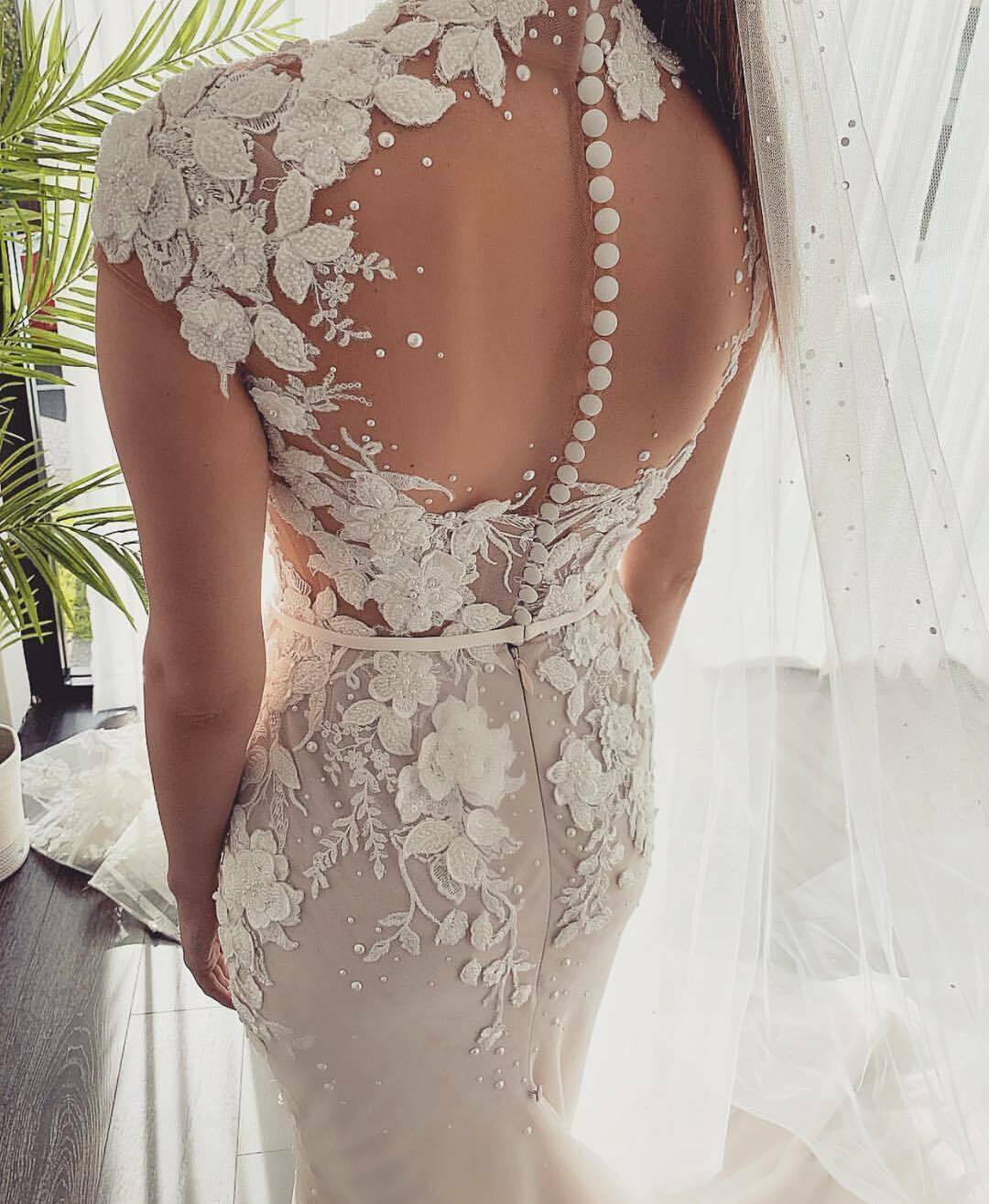 Modest High Neck Mermaid Wedding Dresses Cap Sleeve Vintage Lace Appliqued Bridal Gowns Pageant Formal Wedding Dress Robe de mariee