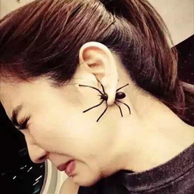 Hot fashion women's Halloween black spider charm earrings unisex holiday gift earrings