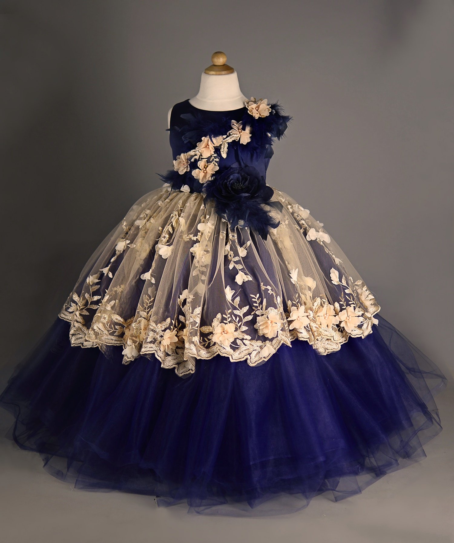 Latest Cute wer Girl Dresses Ball Gown Jewel Neck Lace 3D ral Appliqued Feather Birthday Party Gowns Kids Girls Pageant Dress