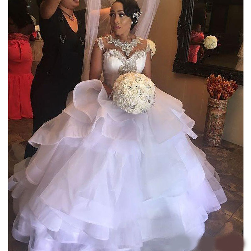 2020 Beaded Ball Gown Wedding Dresses Tiered Skirts Bridal Gowns Organza Ruffles vestidos de novia Custom Size