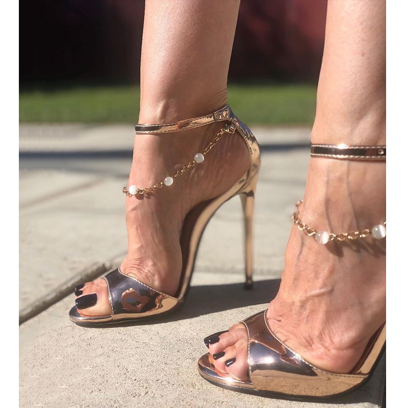 Rhinestone Women Sandals Sexy High Heel Shoes Crystal Ladies Sandals Elegant Party Shoes Women Pumps Stilettos 12cm big size 42, Gold
Rhinestone Women Sandals Sexy High Heel Shoes Crystal Ladies Sandals Elegant Party Shoes Women Pumps Stilettos 12cm big size 42, Gold