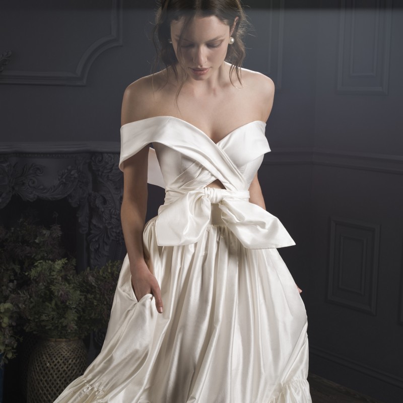 Hod Lihi A E Beach Wedding Dresses Off The Shoulder Neck Ruched Bohemian Bridal Gowns Sweep Train Taffeta Boho Robe De Mari E