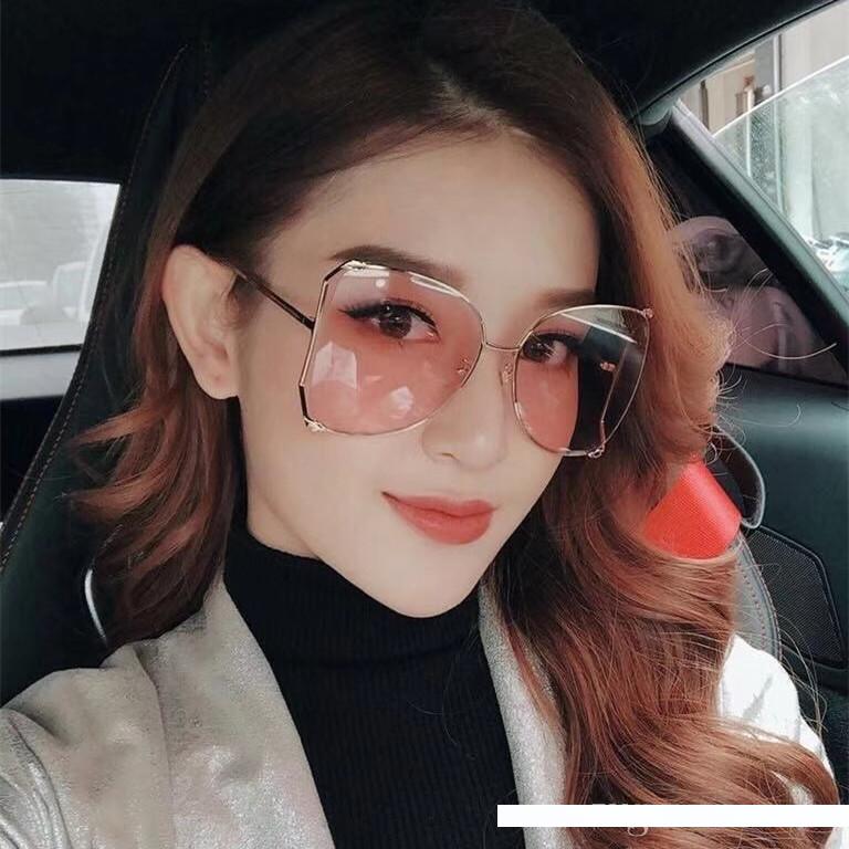 luxury- Sunglasses Brand Designer 0252S Big Frame Sunglasses for Women Pearly Summer Style UV400 Protection Sun Glass Come With Case
luxury- Sunglasses Brand Designer 0252S Big Frame Sunglasses for Women Pearly Summer Style UV400 Protection Sun Glass Come With Case