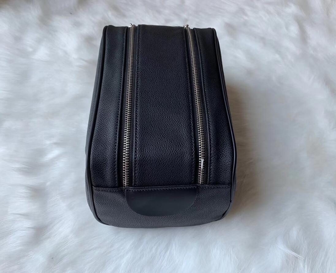26CM High quality new fashion men travel toilet pouch women cosmetic organizer make up bag famous classical toiletry bag with dust bag, Brown flower
26CM High quality new fashion men travel toilet pouch women cosmetic organizer make up bag famous classical toiletry bag with dust bag, Brown flower