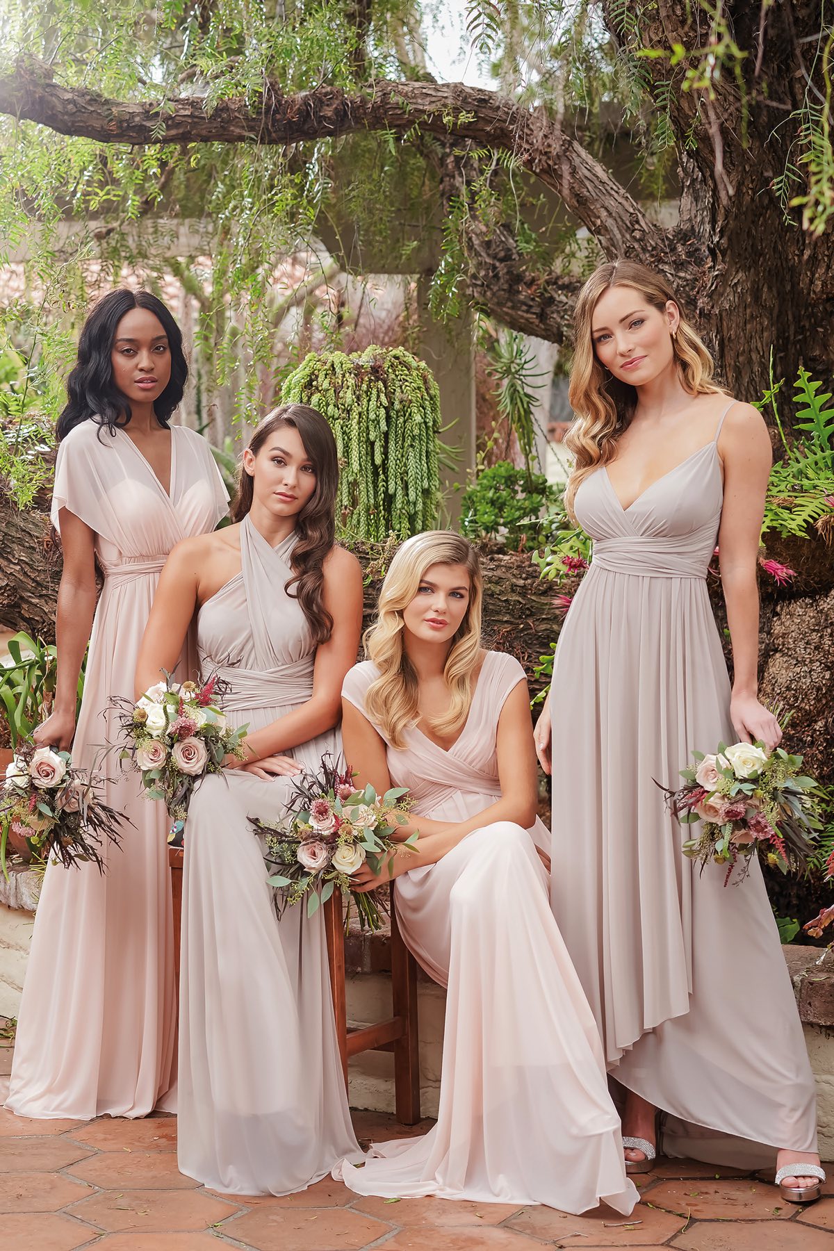 New Fashion Jasmine Bridesmaid Dresses Chiffon V Neck Ankle Length Plus Size Maid Of Honor Gowns Wedding Guests Robes