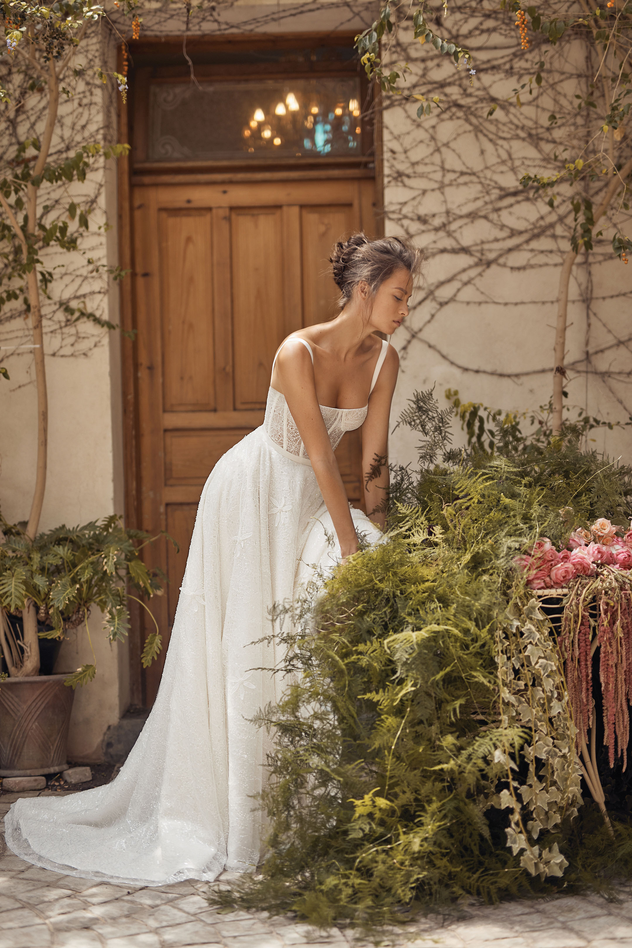 lihi hod new a line wedding dresses bridal gowns spaghetti neck lace appliqued sequined wedding dress robes de marie