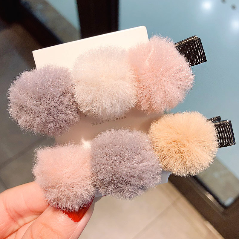 New Women Girls Cute Winter Soft Hairballs Barrettes Headband Sweet Hair Clips Hairpins Hair Ornament Fashion Accessories
New Women Girls Cute Winter Soft Hairballs Barrettes Headband Sweet Hair Clips Hairpins Hair Ornament Fashion Accessories