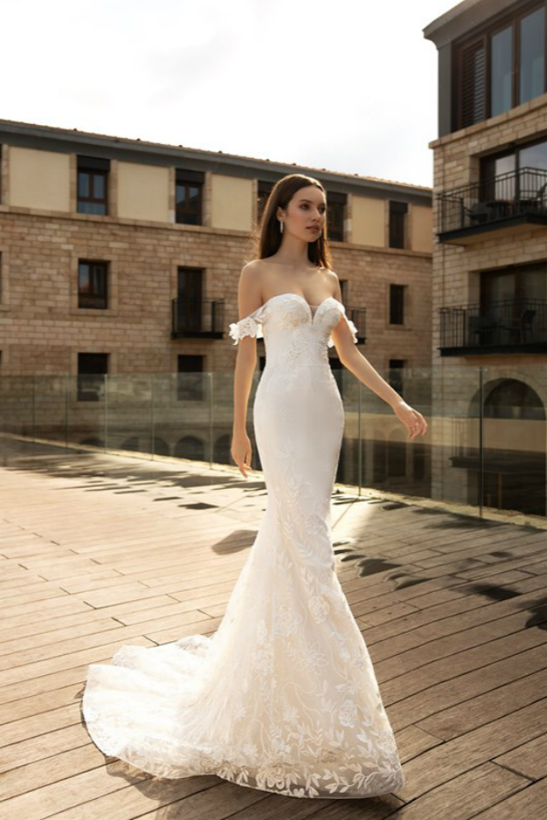 Idatorez Mermaid Wedding Dresses Sexy Off Shoulder Lace Appliques Bridal Gowns Beach Sweep Train Wedding Dress robes de mariée