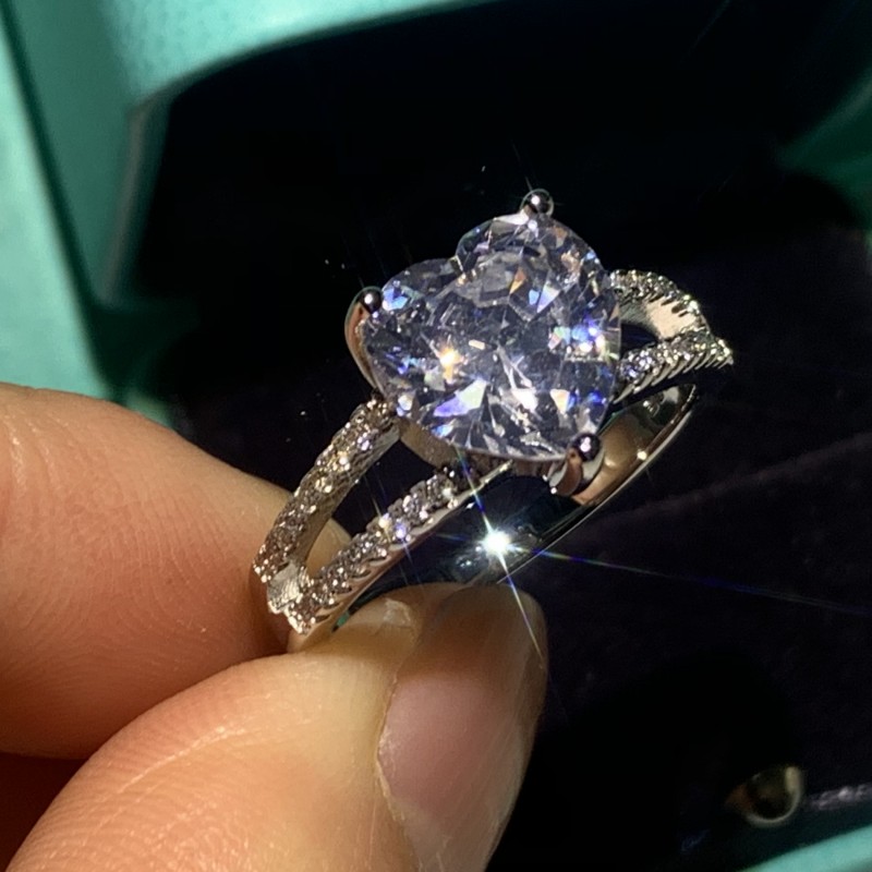 2PCS Couple Rings Luxury Jewelry 925 Sterling Silver Pear Cut White Topaz CZ Diamond Gemstones Women Wedding Bridal Ring Set For Lover Gift