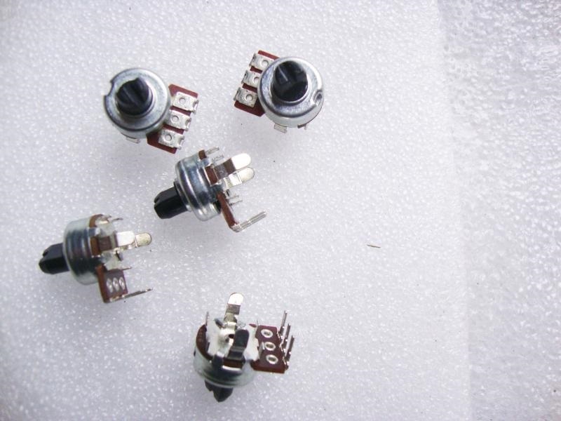 B500K B504 B100K B104 single potentiometer 3 foot half shaft handle length 5mm
