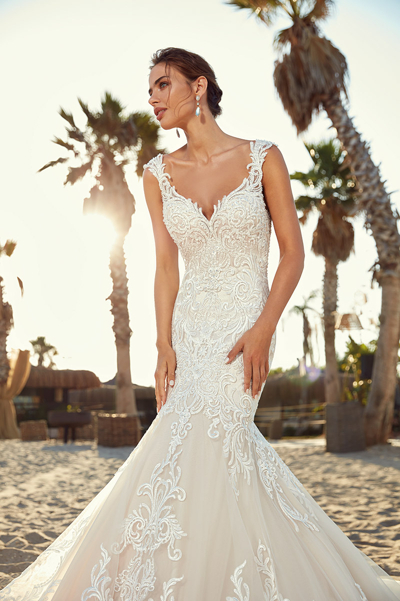 2019 Eddy K Mermaid Wedding Dresses V Neck Backless Lace Appliqued Sweep Train Beach Wedding Dress Beach Style Plus Size Robe De Mariée
