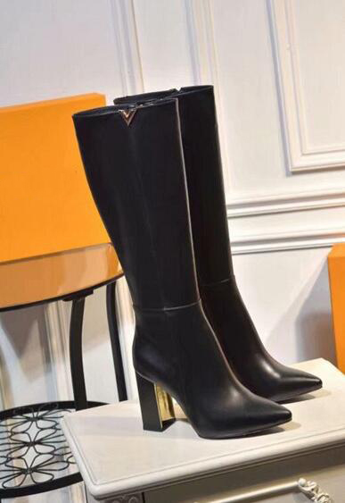 Luxury New Womens Winter 9.5CM High Heel Winter Knee 15inch Cowboy Boots Lady Cow Leather Boots Sz35-40, With brand logo
Luxury New Womens Winter 9.5CM High Heel Winter Knee 15inch Cowboy Boots Lady Cow Leather Boots Sz35-40, With brand logo