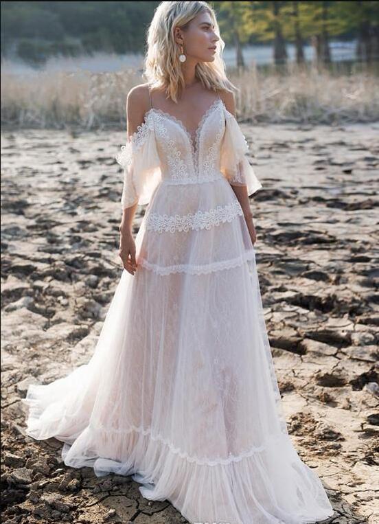 Bohemian Wedding Dresses 2020 Off Shoulder A Line Lace Applique Illusion Boho Country Wedding Dress Backless Plus Size Beach Bridal Gowns