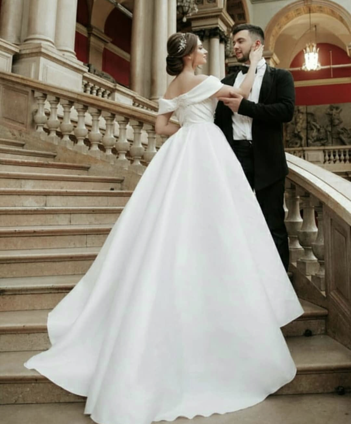 2020 Elegant Satin Wedding Dresses Ruffles Pearls A Line Sweep Train Boho Wedding Dress Custom Made Country Plus Size Bridal Gowns
