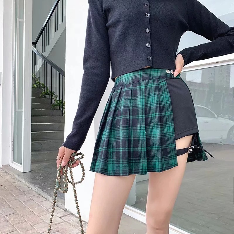 Gothic Punk Harajuku Vintage Plaid Mini Skirt Women Pleated A-line Skirts High Waist Casual Plus Size Chic Red Black Goth Skirt
Gothic Punk Harajuku Vintage Plaid Mini Skirt Women Pleated A-line Skirts High Waist Casual Plus Size Chic Red Black Goth Skirt