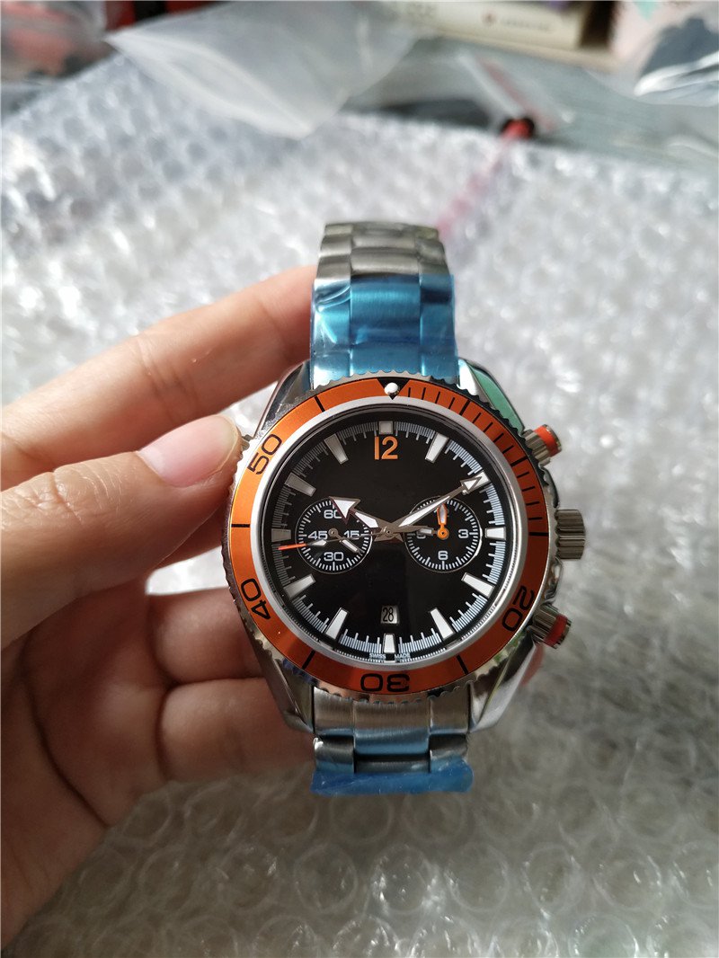 Hot sale Automatic movement mechanical watch man watches stainless steel bracelelt wrist watch 358, Slivery;brown
Hot sale Automatic movement mechanical watch man watches stainless steel bracelelt wrist watch 358, Slivery;brown