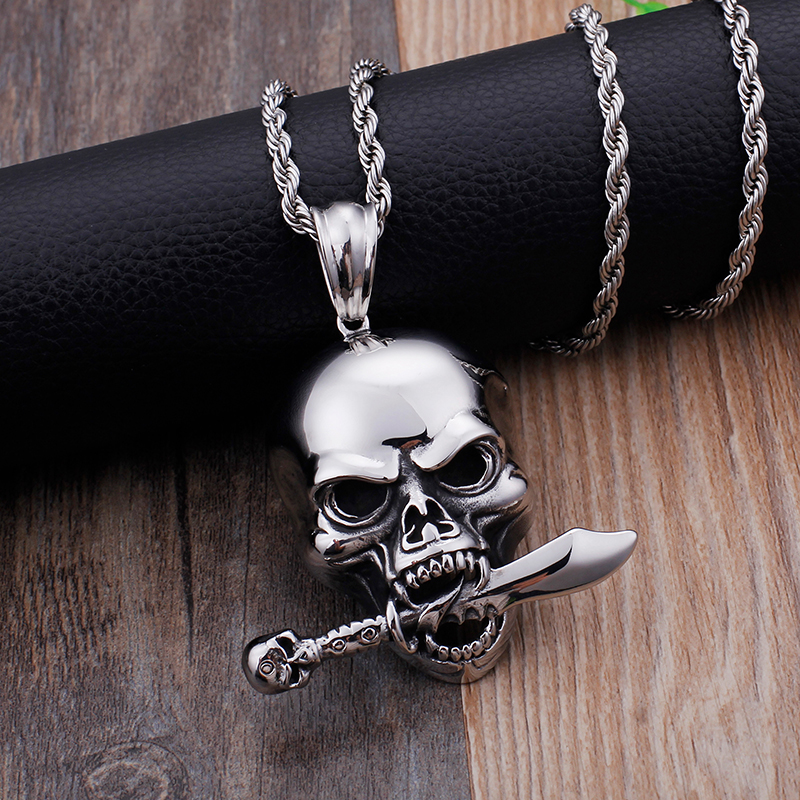 Skeleton Skull Knife Pendants Necklace Cool Men Punk Hip Hop 316L Stainless Steel New Fashion Casting Jewelry