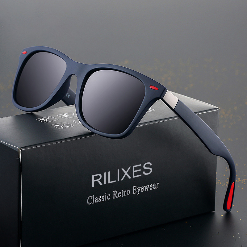 Brand Designer Sunglasses High Quality Metal Hinge Sunglasses Men Glasses Women Classic Polarized Sun glasses UV400 Lens Original Box, White;black
Brand Designer Sunglasses High Quality Metal Hinge Sunglasses Men Glasses Women Classic Polarized Sun glasses UV400 Lens Original Box, White;black