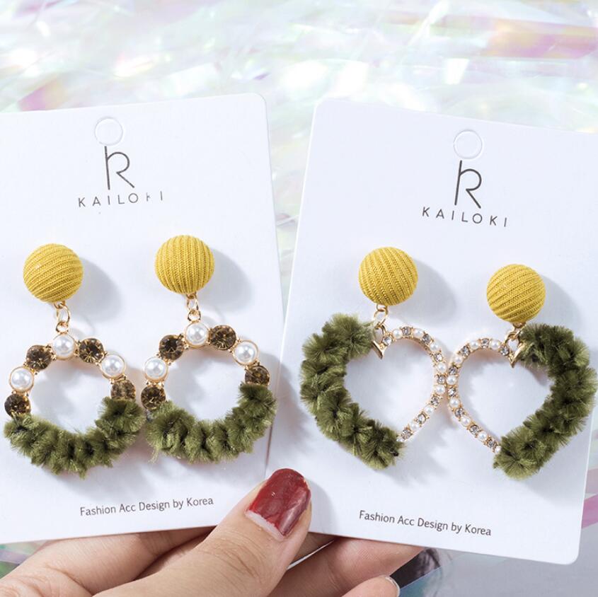jewlery fur charm earrings heart circle round crystal with fur earrings for women hot fashion
jewlery fur charm earrings heart circle round crystal with fur earrings for women hot fashion