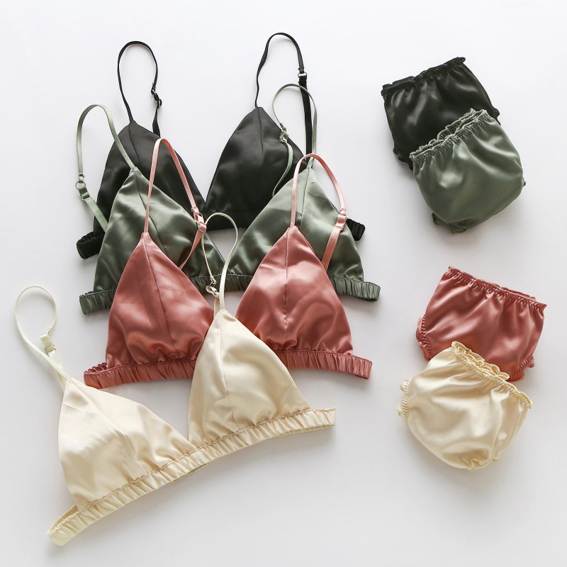 Women Deep V Thin Pad Bras Ruffles Panties Intimates Suits Summer Bras Sets Glossy Lingerie Set, Black
Women Deep V Thin Pad Bras Ruffles Panties Intimates Suits Summer Bras Sets Glossy Lingerie Set, Black