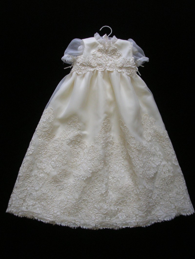 Cheap Christening Gowns For Baby Girls Jewel Neck Lace Appliqued Beads Baptism Dresses Flower Girls Dress For Weddings With Bonnet