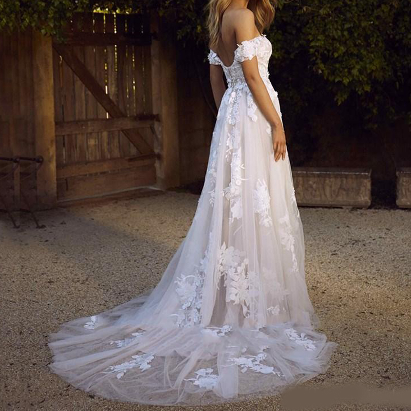 Vintage Lace Wedding Dresses Off the Shoulder Appliques A Line Bride Dress Princess Wedding Gown Summer Beach Boho Dress robe de mariee