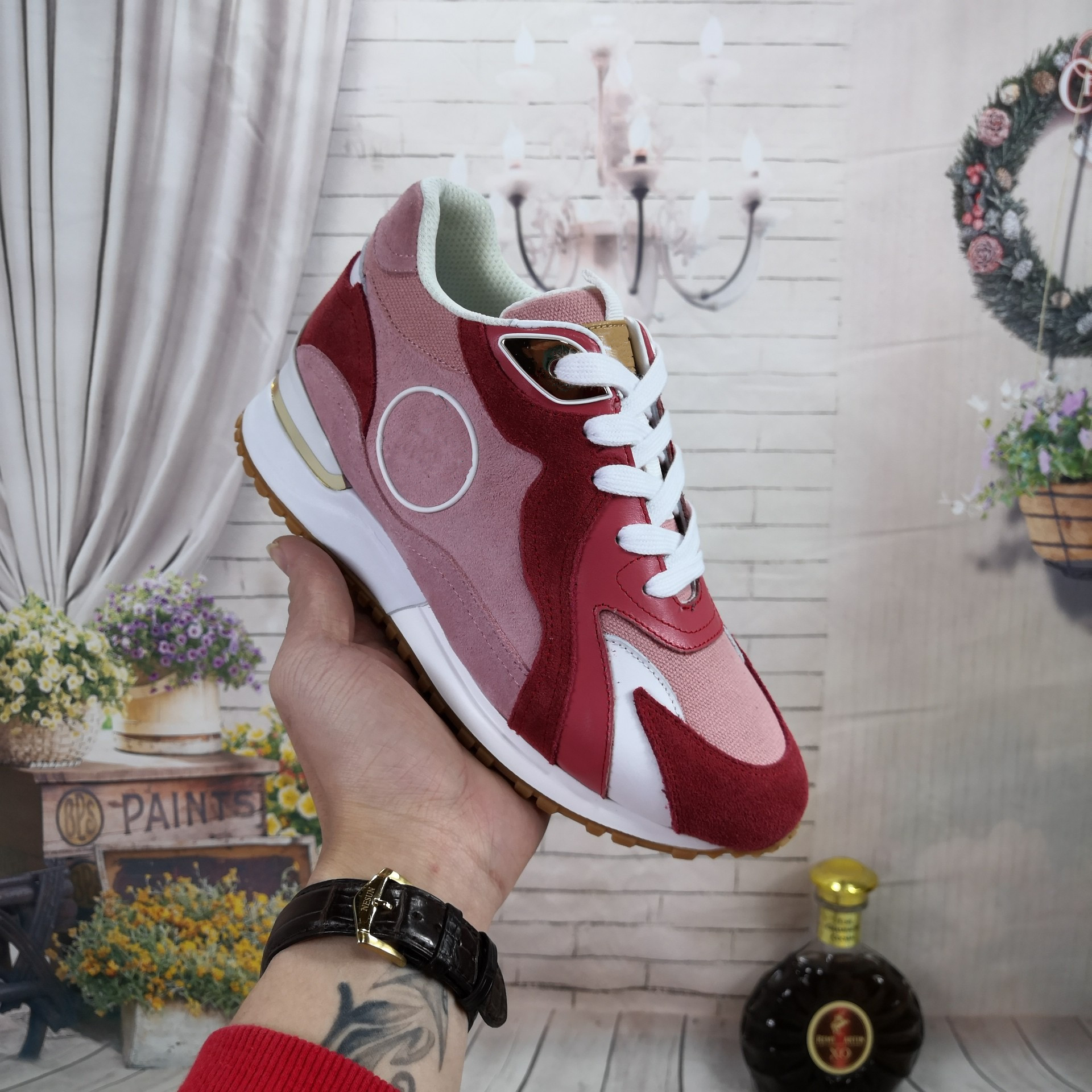 Valentin 2021 Top quality time out crystal sneaker women casual shoes university fashion men Luxucy Design sneakers Size 35-45, 03
Valentin 2021 Top quality time out crystal sneaker women casual shoes university fashion men Luxucy Design sneakers Size 35-45, 03