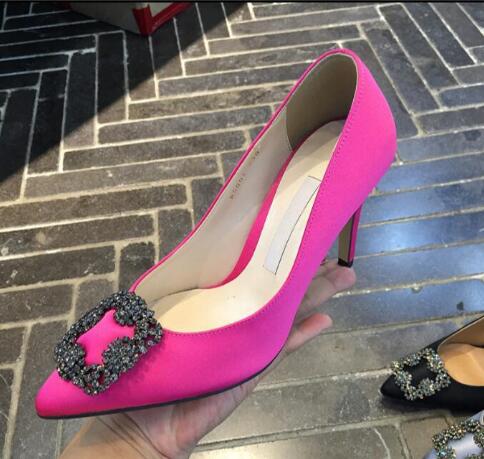 2019 MB women pumps high heel shoes with Rhinestone fashion lady wedding shoes thin heel 6cm 8cm 10cm size 34-41 include box @16
2019 MB women pumps high heel shoes with Rhinestone fashion lady wedding shoes thin heel 6cm 8cm 10cm size 34-41 include box @16
