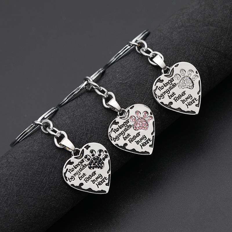 12 Pcs/Lot Key Chain No Longer By My Side But Forever In My Heart Paw Print Heart Keychain Pet Animal Lovers Memorial Friend Key Ring Gift