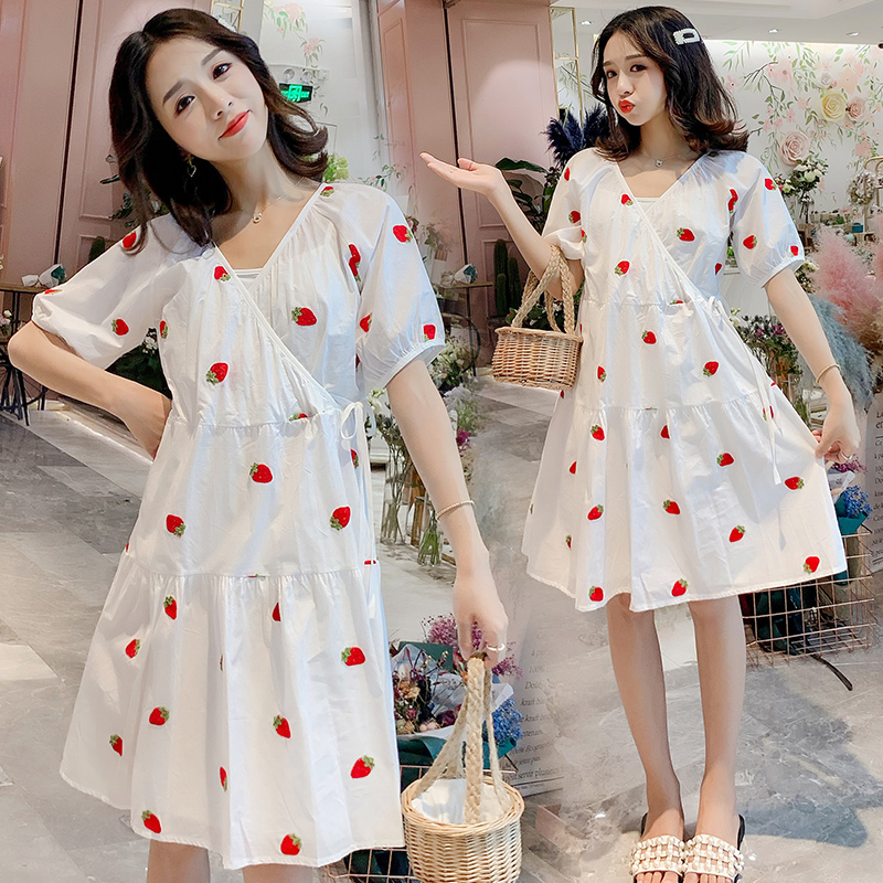 1565# Maternity Dress Summer v-neck Short strawberry Sleeve Easy Matching Loose Stylish Dress for Pregnant Women Mom, The picture color
1565# Maternity Dress Summer v-neck Short strawberry Sleeve Easy Matching Loose Stylish Dress for Pregnant Women Mom, The picture color