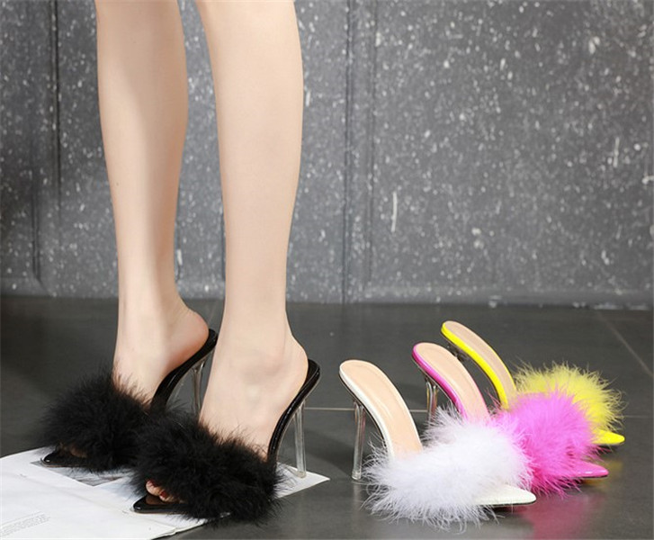 European and American transparent crystal high-heeled shoes pointed hair thin heel slippers women's shoes sandals 35-40, Black
European and American transparent crystal high-heeled shoes pointed hair thin heel slippers women's shoes sandals 35-40, Black