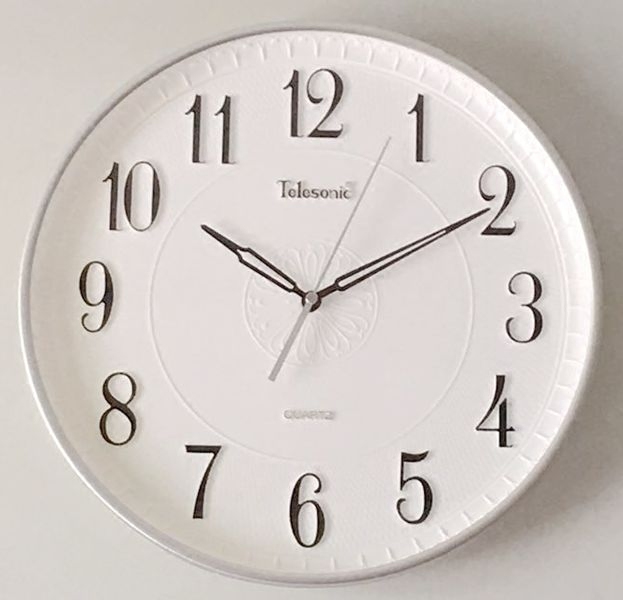 Simple Wall Clock Modern Degin Creative Nordic Round Wall Clocks Minimalist Duvar Saati Home Decoration Accessories XX60WC
Simple Wall Clock Modern Degin Creative Nordic Round Wall Clocks Minimalist Duvar Saati Home Decoration Accessories XX60WC