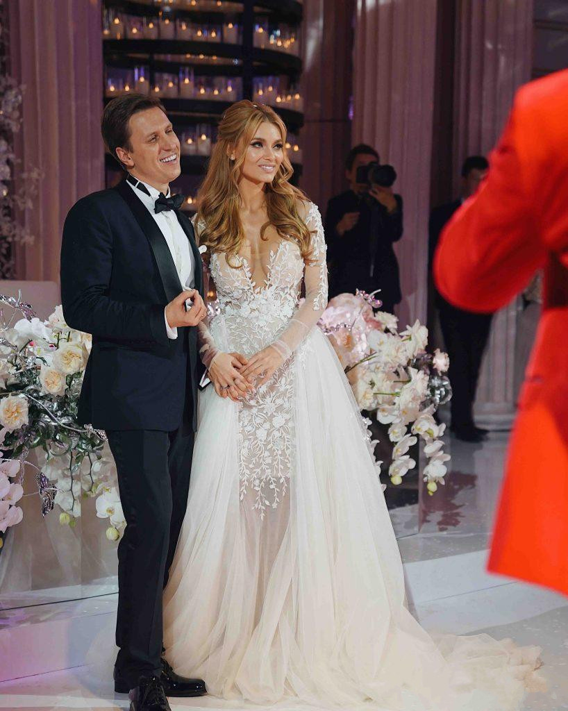 Blake Lively Mermaid Wedding Dresses with Detachable Train Sheer Long Sleeve Berta wers Lace Tulle Sexy Backless Beach Bridal Gowns