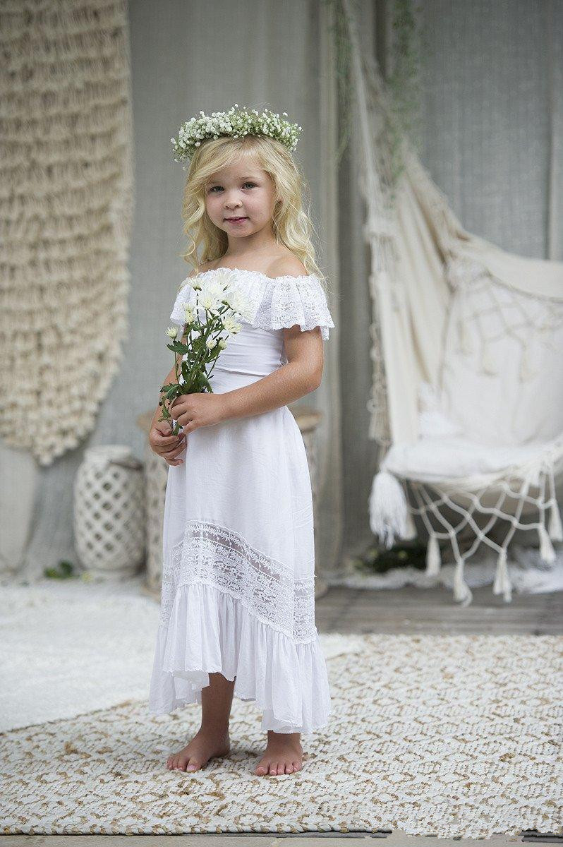 Lovely Bohemian Off the shoulder White Flower Girls Dresses For Wedding with Sleeves Long Lace Backless Beach Boho First Communion Dress New