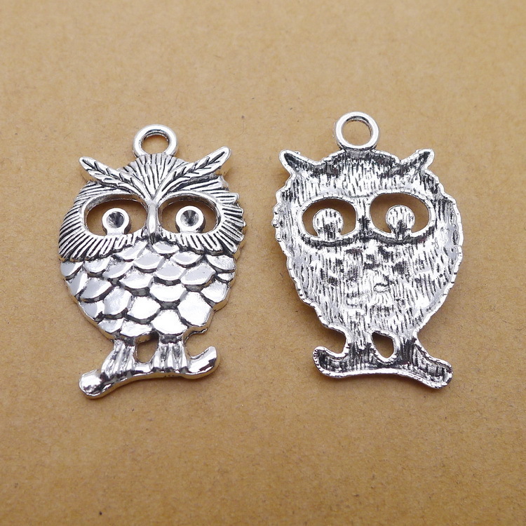B7618 23*35mm Owl Ancient Silver Combine Gold Product Parts 100 Individual / Package 2.6 G
B7618 23*35mm Owl Ancient Silver Combine Gold Product Parts 100 Individual / Package 2.6 G